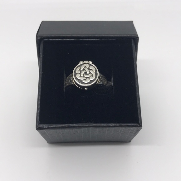 NWT- Sterling Silver Celtic Poison Ring - Picture 5 of 5